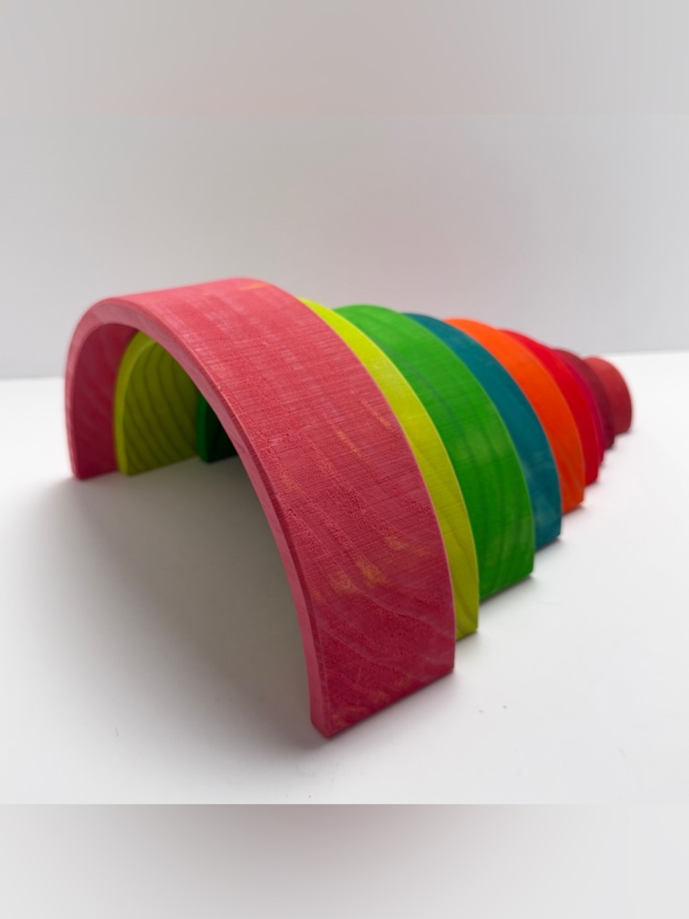 Wooden Rainbow Stacking Toy - Multicolor(Sample—defective.⚠️⚠️⚠️） - Picture 9 of 11